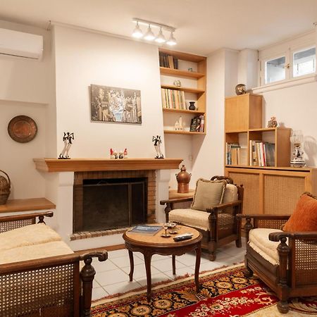 Athenian Getaway Villa In Plaka With Acropolis View By Athenian Homes Zewnętrze zdjęcie